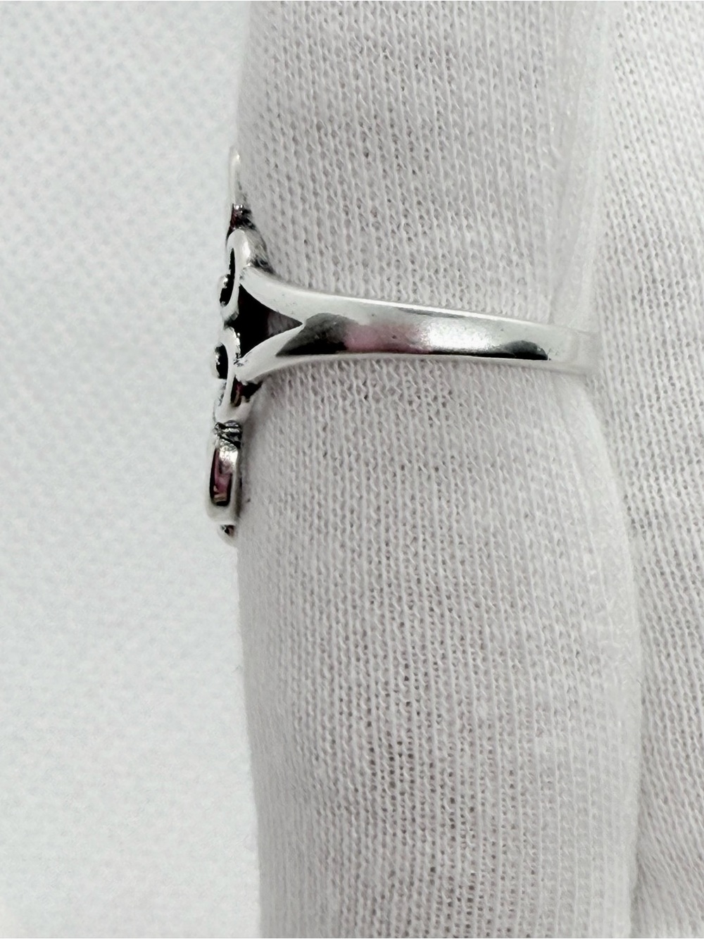 Antique-Style Silver Filigree Women’s Ring - Silver - Picture 5 of 11